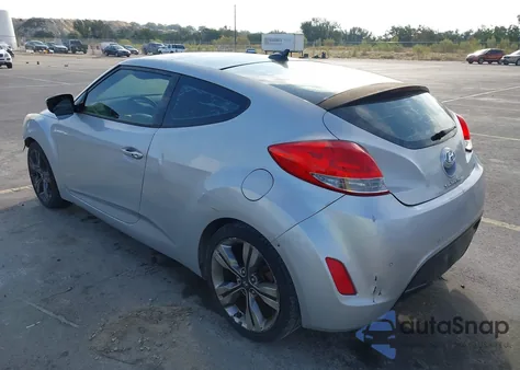 2012 Hyundai Veloster Base W/Black z USA, uszkodzony, nr VIN KMHTC6AD1CU023529